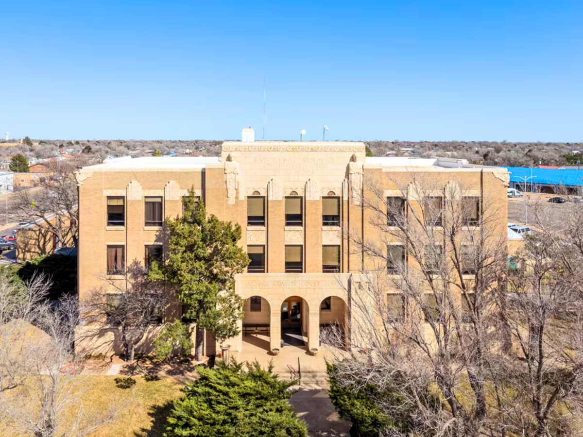 Moore County Courthouse, Dumas Texas